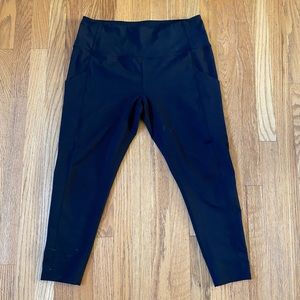 Zella Live In High Waist Crop Pocket Leggings